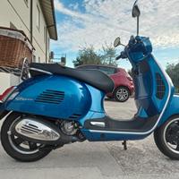 Piaggio Vespa 300 GTS - 2015