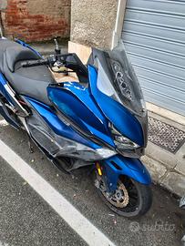 Kymko xciting 400i  incidentato x pezzi