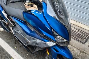 Kymko xciting 400i  incidentato x pezzi