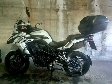 Benelli trk 500 x