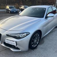 Alfa Romeo Giulia 2.2 Turbodiesel 150 CV AT8