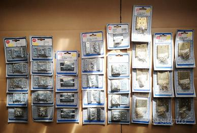 Cerniere metallo per mobili