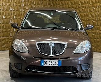 Lancia Ypsilon 1.2 Argento