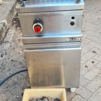 Griglia in pietra lavica