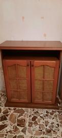 grande credenza in legno massello con rotelle 