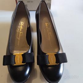 Ballerina Vara Salvatore Ferragamo nera 