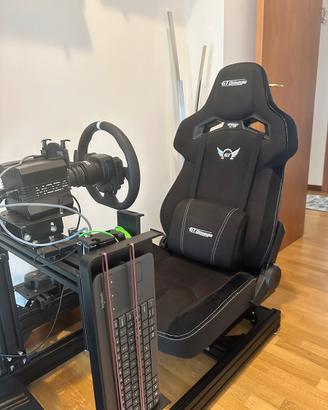 Postazione sim racing e volante con corona