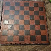 scacchiera in pelle fatta a mano