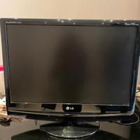 televisore LG tenuto molto bene a 50€