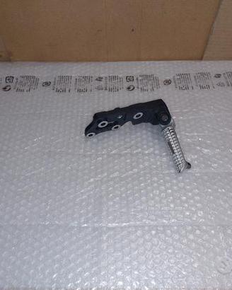 staffa pedana destra anteriore speed triple 1050