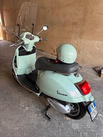 VESPA GTS 310 COME NUOVA