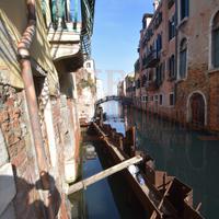 Magazzino a santi Apostoli