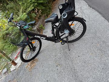 Bici elettrica praticamente nuova solo 90 km