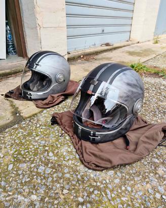 Coppia caschi integrali stile vintage