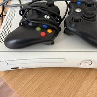 Xbox 360 + 2 controller