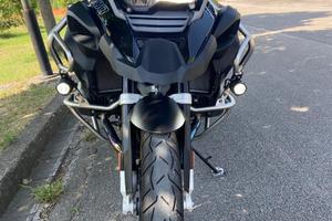 Bmw gs 1200 triple black adventure