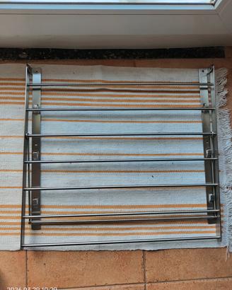 Stendibiancheria da parete Ikea