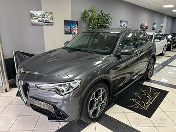 Alfa Romeo Stelvio 2.2 Turbodiesel 150 CV AT8 RWD 