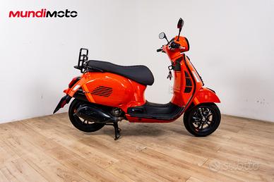 VESPA GTS 300 SUPERSPORT - 2023