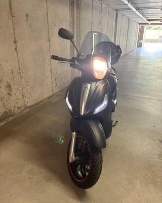 PIAGGIO  BEVERLY 350 SPORT/ABS