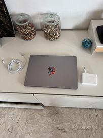 MacBook Pro 16" M1 Max – 32 GB RAM  -1 TB SSD