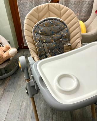 Sdraio evolutiva/seggiolone pappa con ruote