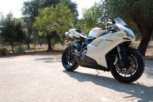 Ducati 848