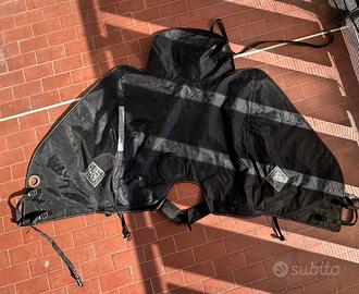 TERMOSCUDO COPERTA TUCANO URBANO R019