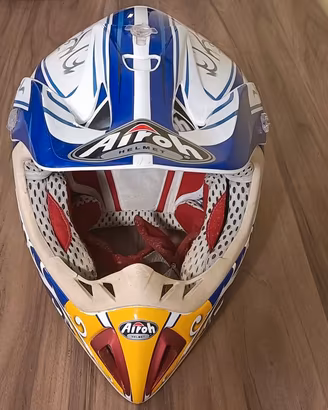 Casco airoh tony cairoli TG m