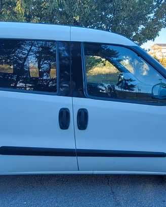 DOBLO" COMBI N1 BUSINESS 1,6 MTJ DIESEL 120 CV NA