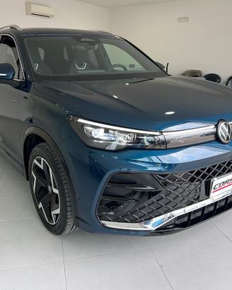 VOLKSWAGEN Tiguan 2.0 TDI 150 CV DSG R-Line