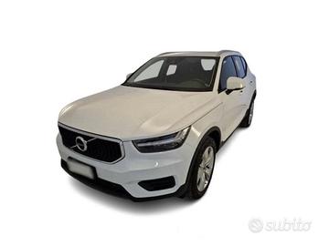 Volvo XC40 T2 129 CV NAVI LED Momentum Pro