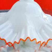 Vetro di Murano plissettato bianco e arancione