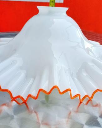 Vetro Murano plissettato bianco e arancione