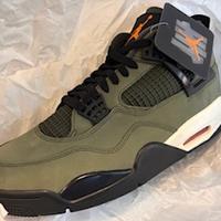 Air Jordan 4 Undefeated 44