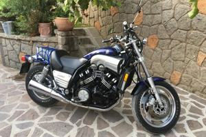 Moto Yamaha VMax cc 1200