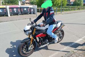 Triumph Speed triple 1050 r