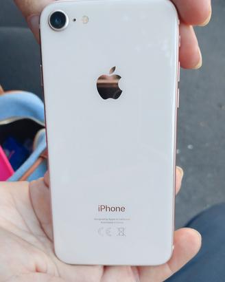 iPhone 8 colore Gold 
