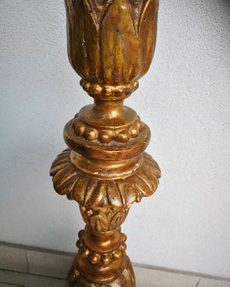 Candelabro antico da pavimento
