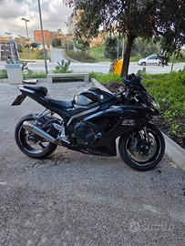 Suzuki Gsx R 750 K8 Yoshimura