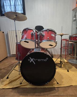 Batteria acustica Extreme con 2 rullanti e piatti