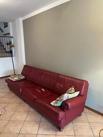 Divano artigianale in pelle rosso