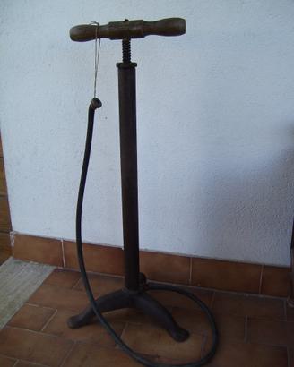 Pompa bici d'epoca