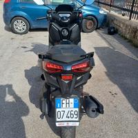 Yamaha X-Max 125 - 2024