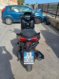 Yamaha X-Max 125 - 2024