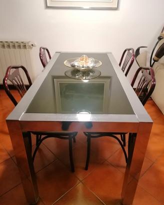tavolo con sedie