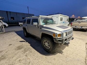 Hummer H3
