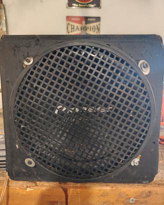 subwoofer e amplificarore