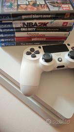 PlayStation ps4 slim