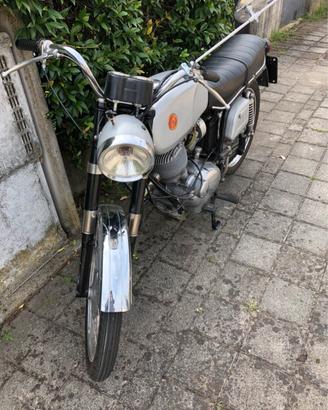 Piaggio Gilera 124 5V